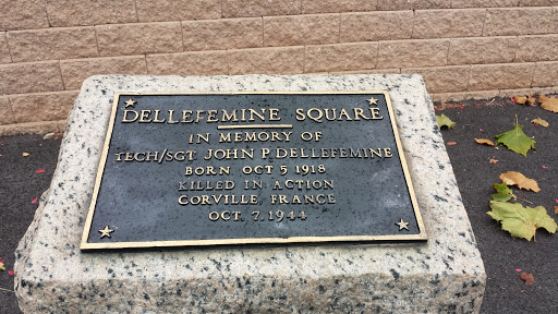 Dellefemine Square