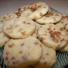 Toffee Almond Shortbread Bites
