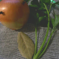 Onion Bouquet Garni