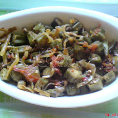 Fried Bhindi OR Okra with Onions and Tomatoes