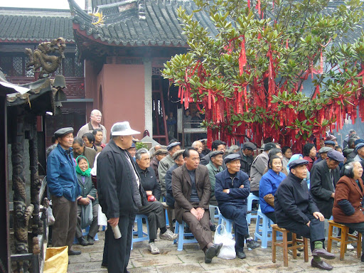 Zhujiajiao People Square. Opera presentation by the Shanghai People Opera troupe.