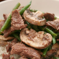 Ginger Beef Stir-Fry (Pad Khing Nuah)