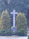 Krzyż na cmentarzu Roztoka