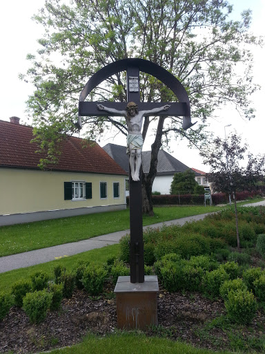 Straßenkreuz Ollersdorf