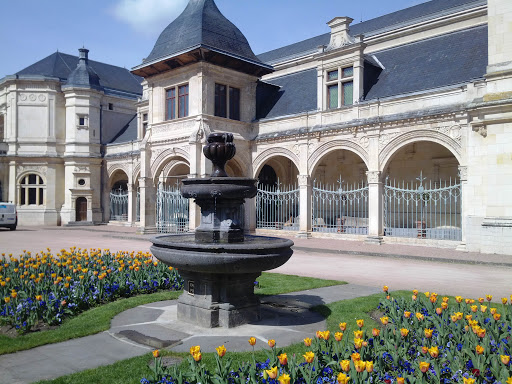 Fontaine Du Musée