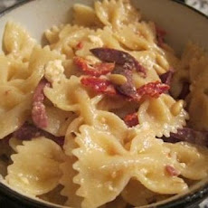 Sun-Dried Tomato and Bow Tie Pasta