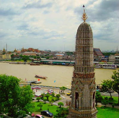 Rattanakosin view from main prang of Wat Arun