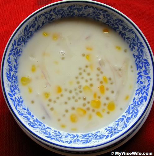 Sago in coconut milk dessert
