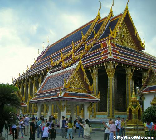 Wat Phra Keaw or Temple of Emerald Buddha Wat Phra Keaw or Temple of Emerald Buddha