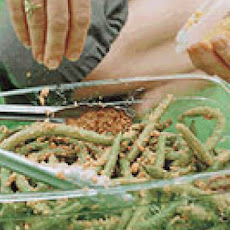 Green Beans with Peanut-Ginger Dressing