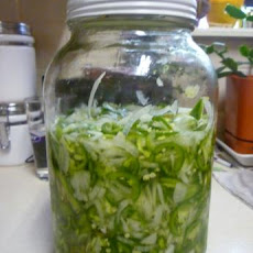 Aunt Linda's Refrigerator Pickles