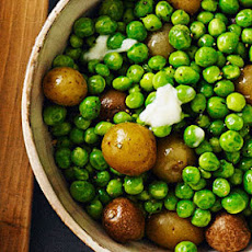 Peas and Potatoes with Bay Leaves and Black Pepper