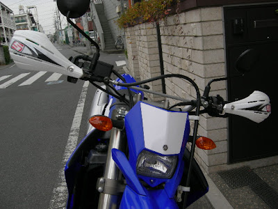 ハンドルまわり