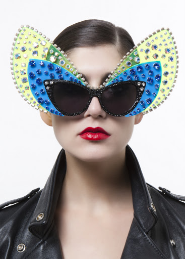 A-morir: the definition of extravagant eyewear! | Blickers