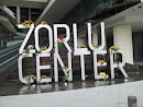 Zorlu Center Havuzu