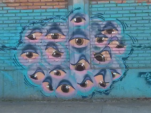 Mural Multi-Ojos