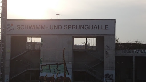 Schwimm- und Sprunghalle Berlin