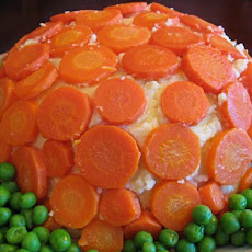 Baked Mashed Potatoes With a Carrot Shell