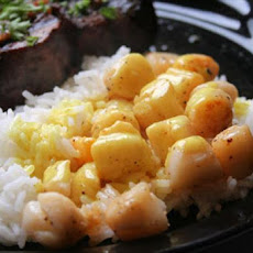 Pan-Seared Scallops With Lemon Sauce