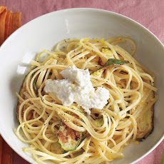 Zucchini Pasta with Ricotta