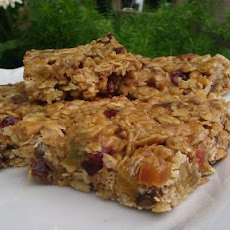 2bleu's No-Bake Peanut Butter Granola Bars