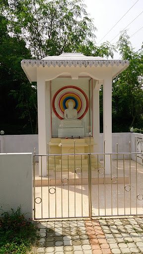 Buddha Statue at Divisional Secretarial Office - Angunukolapelessa   