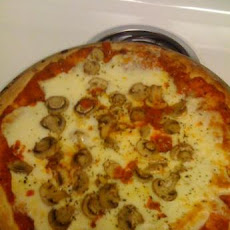 Pizza Dough for Pizza or Calzones (Bread Machine)