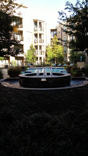 Lincoln Poolside Fountain