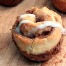 Jiffy Cinnamon Rolls