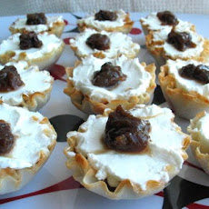 Mini Phyllo Shells With Chutney and Goat Cheese