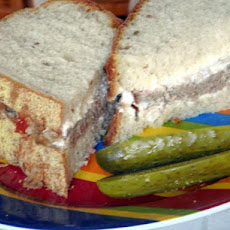 Spicy Meatloaf Sandwiches