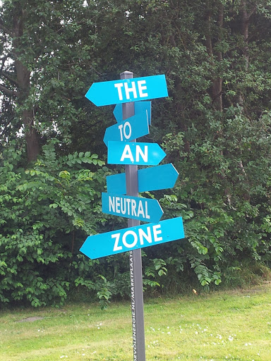 The Neutral Zone Sign