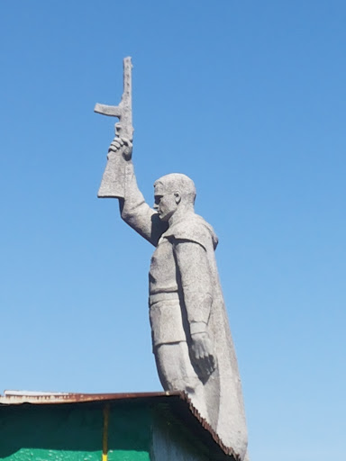 Памятник Героям в Шелаево