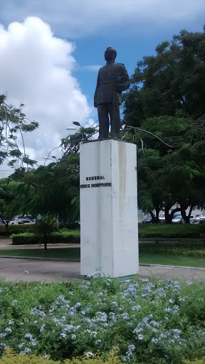 Estátua Ao General Góis Monteiro
