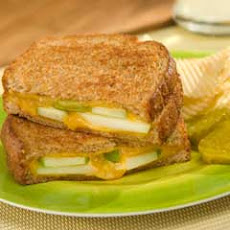 Apple 'n Cheddar Grilled Cheese