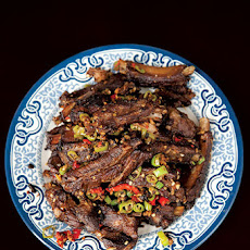 Lu Rou (Triple-Cooked Spareribs with Chiles)