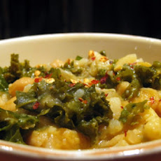 Kale and Chickpea Soup