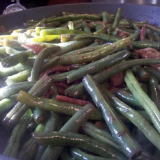 Green Beans with Warm Bacon Dressing