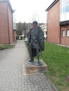 Mann Statue