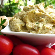 Garlicky Hummus