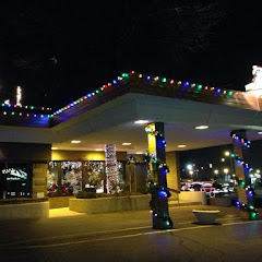 Be sure to visit during Christmas time. Prettiest decorations in town!