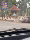 Buddha Statue and Bo Tree, Maygaha Junction