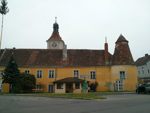 Schloss Niederfladnitz