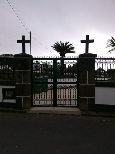Cemitério Feteiras