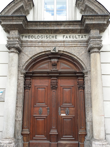 Theologische Fakultät Innsbruck 2