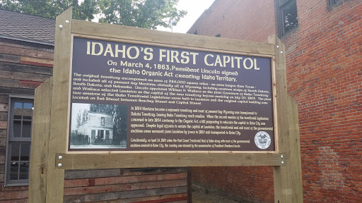 Idaho First Capitol Sign