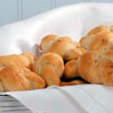 Herbed Biscuit Knots