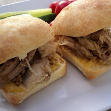 Grilled Chicken Sliders With Apricot Chutney Spread