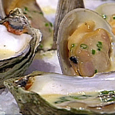 Grilled Clams with Garlic Butter