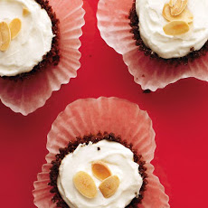 Mini Ginger-Almond Cheesecakes
